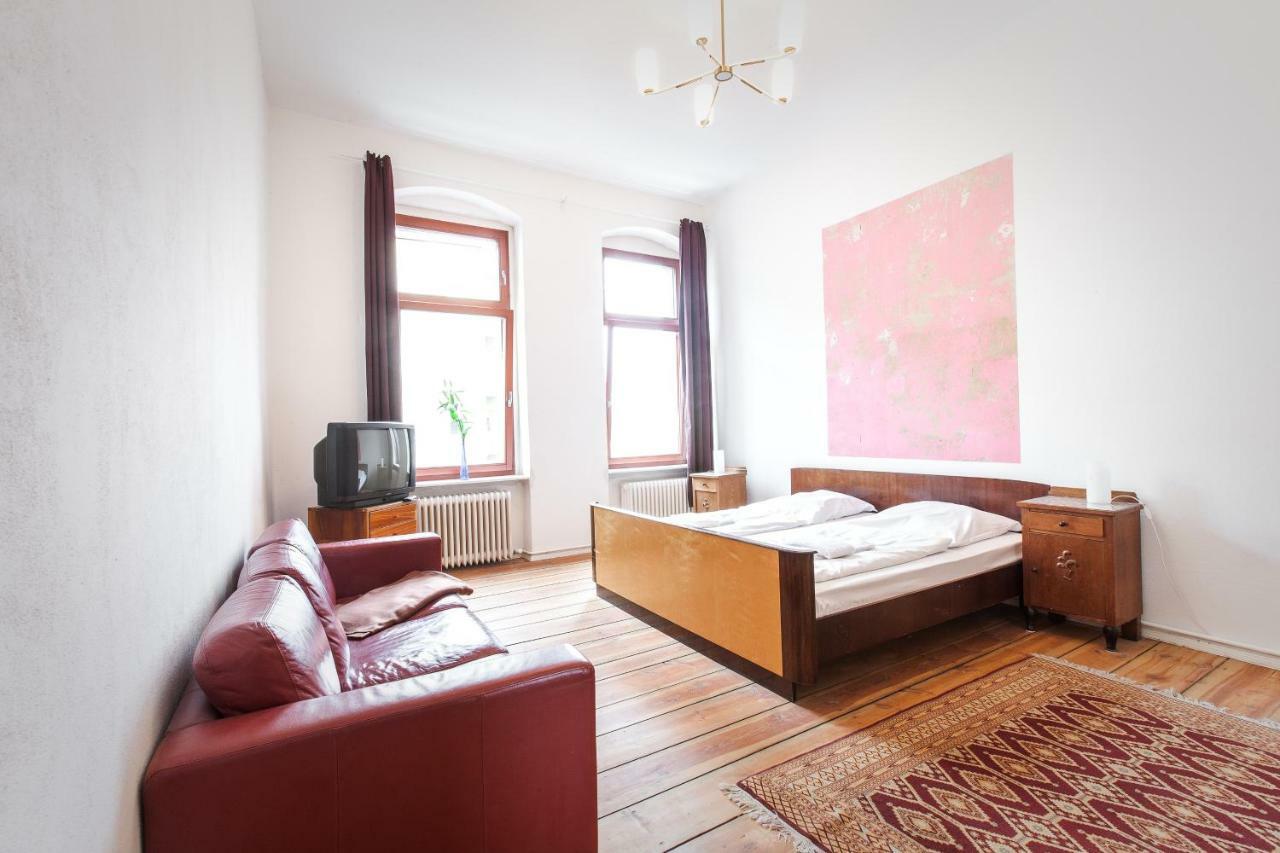 3 Bedroom Apartment Berlin Exterior photo