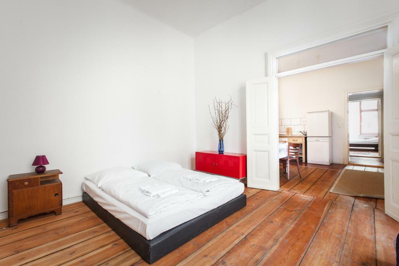 3 Bedroom Apartment Berlin Exterior photo